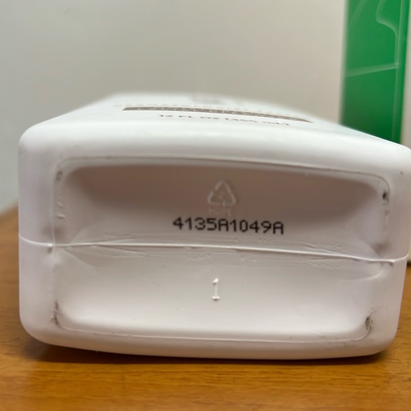 Native Skincare Bundle - Picture 2 of 3